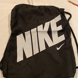 Nike drawstring bag